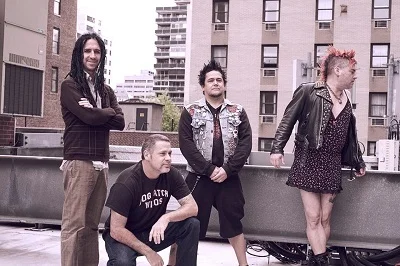 NOFX: Spielt den selben Song noch mal!