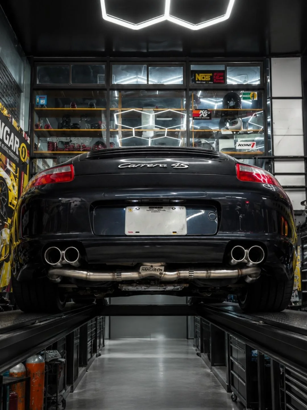 X-pipe Hangar1 en acero inoxidable instalado en Porsche 911 Carrera 4S