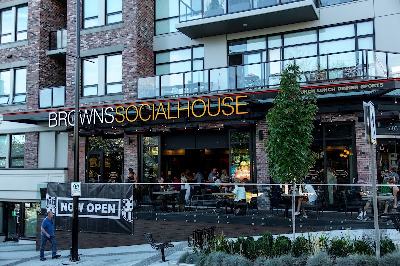 Browns Socialhouse Lower Lonsdale