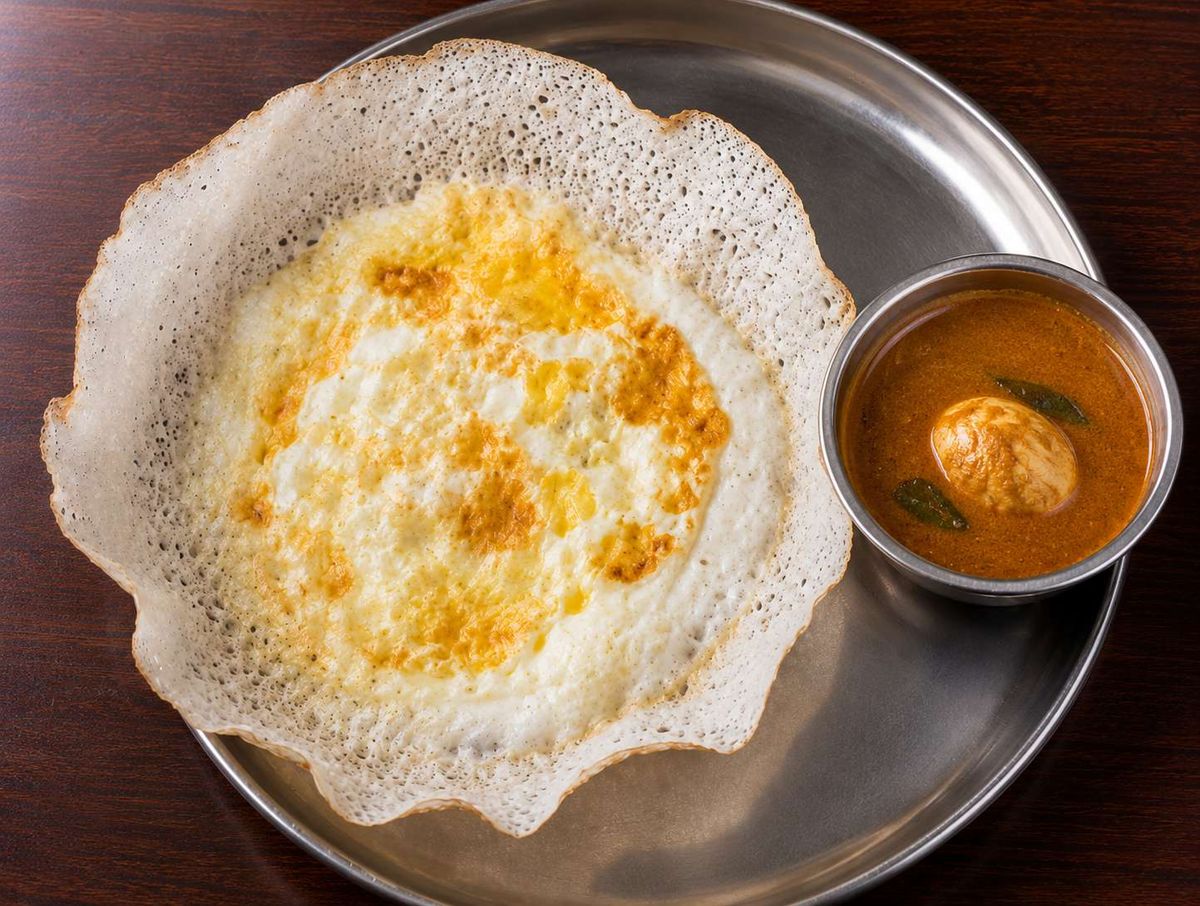 Egg Aappam with Egg Salna