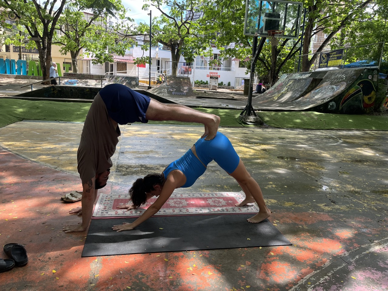 Partner Acro Yoga