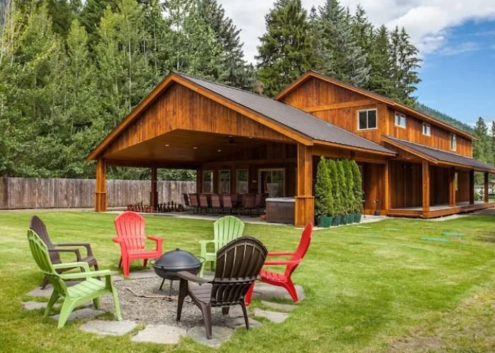 Navigating Life's Transitions: Women's 2027 Wellness Retreat venue