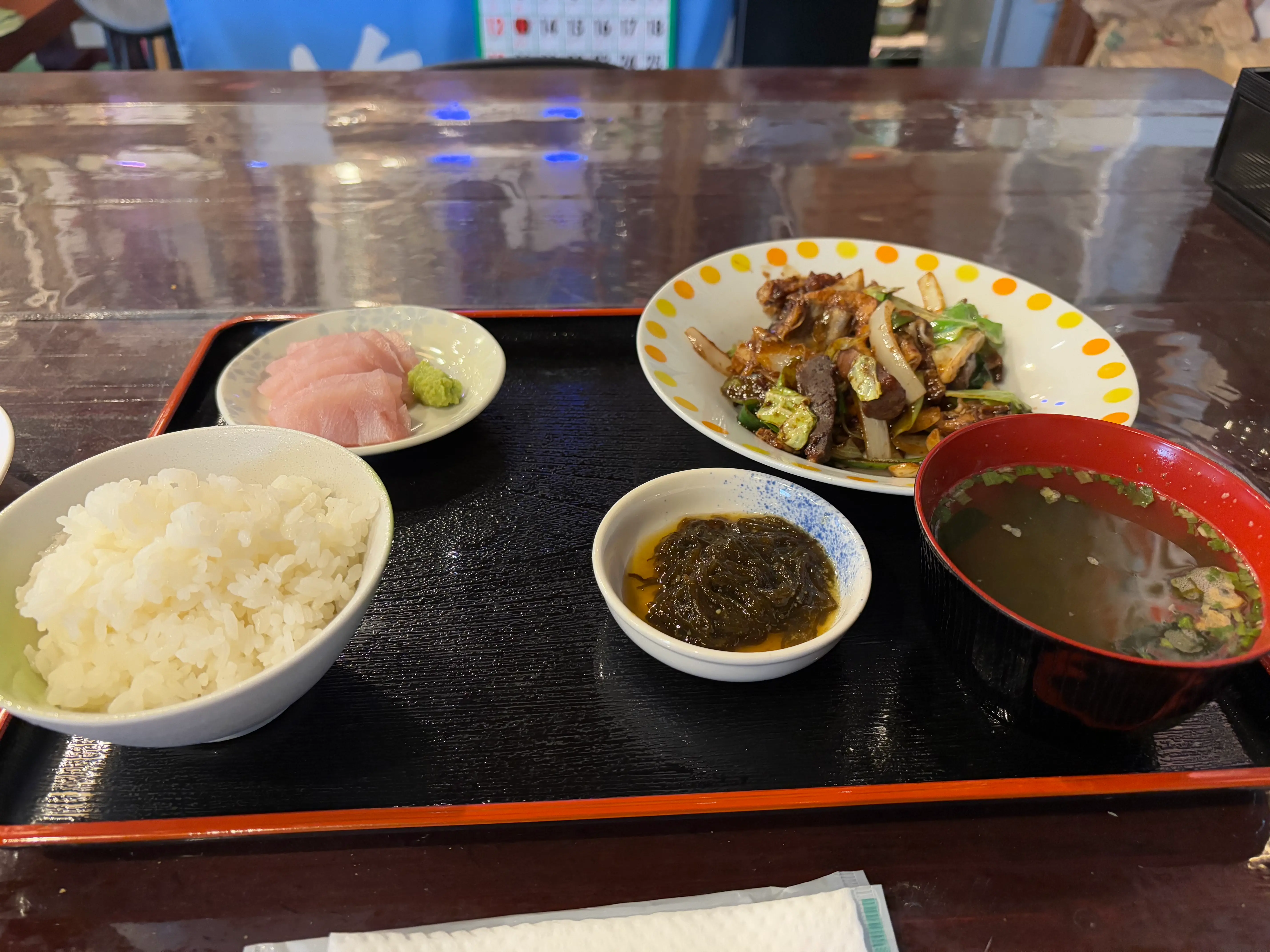 カジキの中味味噌炒めの定食セット