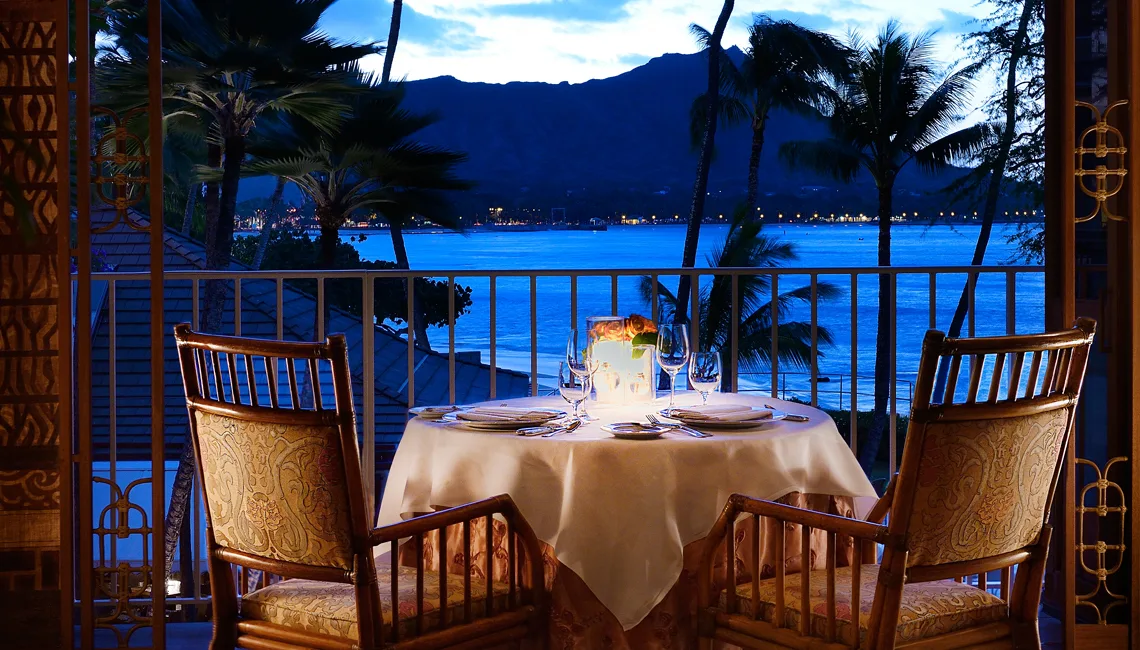 most-romantic-restaurants-la-mer