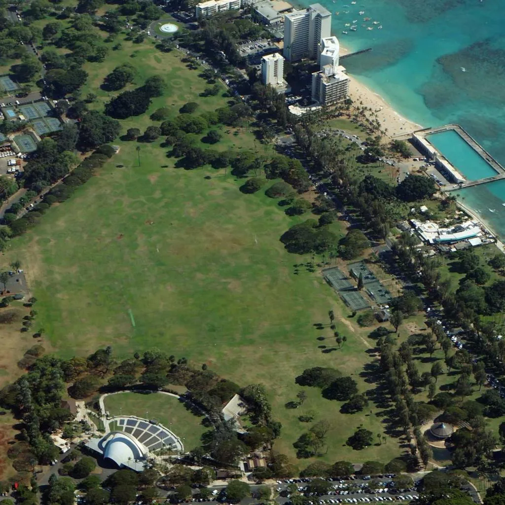 Waikiki Shell is on the bottom left of this image see how close it is to the ocean