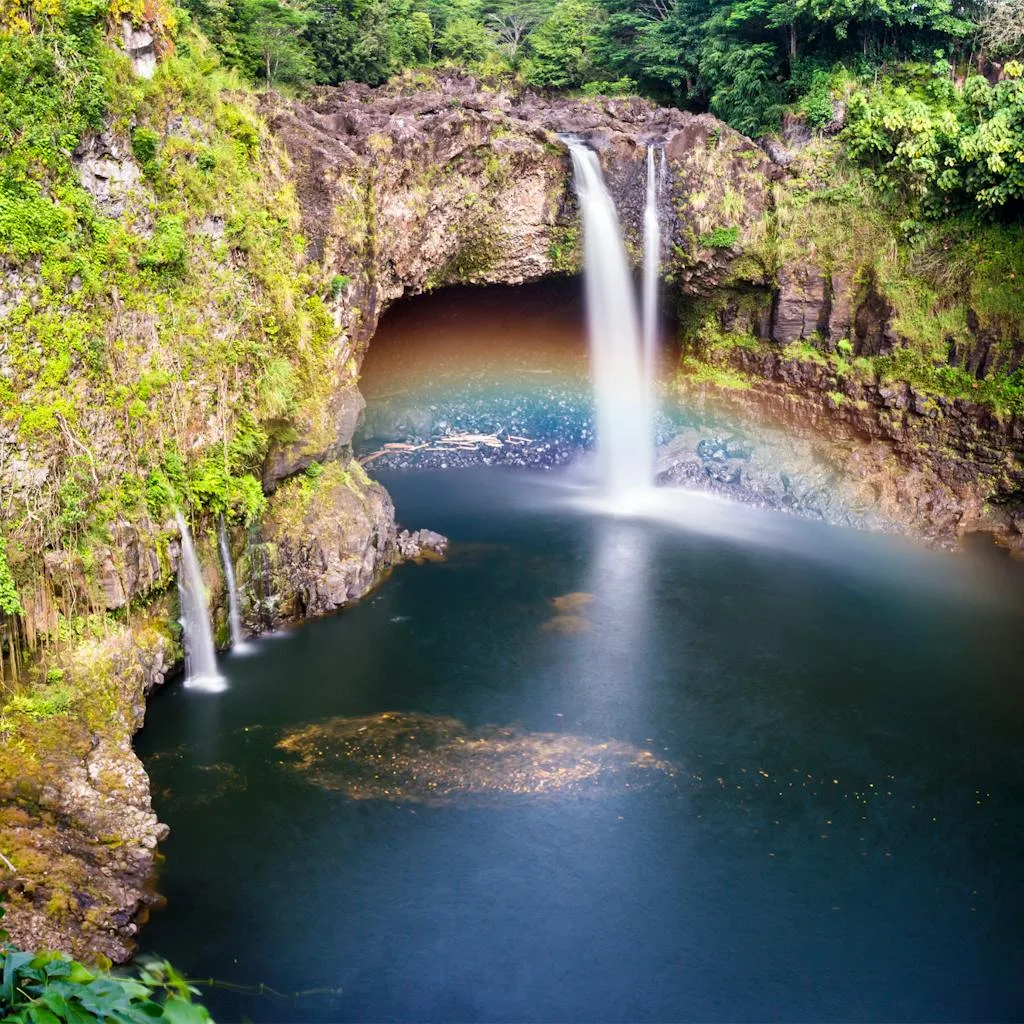 Rainbow Falls in Hilo