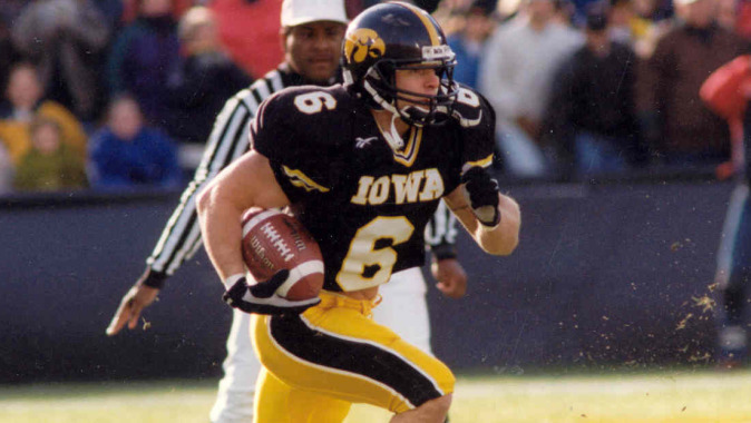 Tippett, Stoops Elected to College Football Hall of Fame – University of  Iowa Athletics