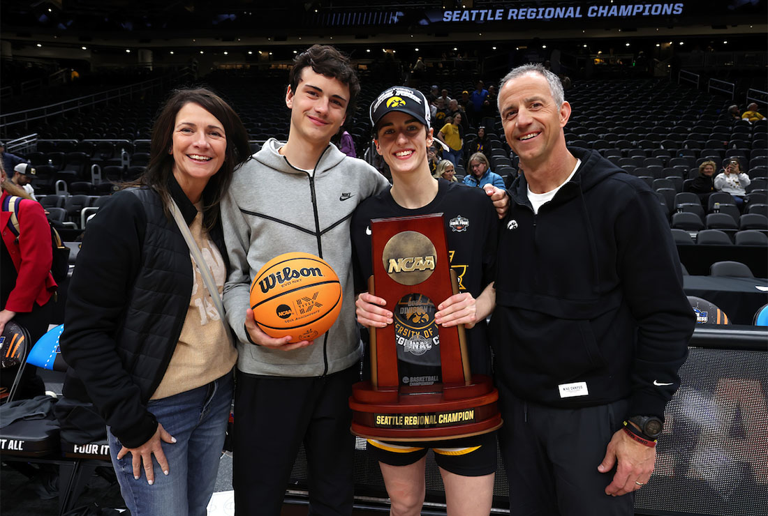 Caitlin Clark Jersey #22 Iowa Hawkeyes B1G Tournament Championship Gold 2022