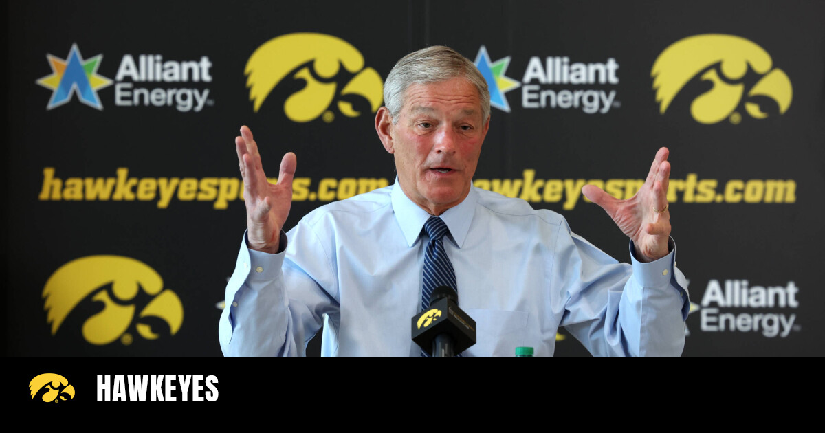 Iowa Football: Kirk Ferentz compares Jack Campbell to Chad Greenway