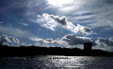 Oxford coach blasts Thames pollution as a national disgrace ahead of Boat Race with Cambridge