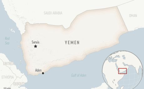 Ballistic missiles fired by Yemen's Houthi rebels damage Panama-flagged oil tanker in Red Sea