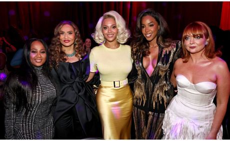 The Memorable Night Kelly Rowland, Beyoncé, and Solange Joined Celebrities to Honor Tina Knowles at Glamour Women of the Year Awards with Stunning Photos and Heartfelt Moments