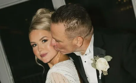 ’27 Pushing 68′: Trump’s Press Secretary Karoline Leavitt Slammed Over New Photos as Critics Say She Dresses Like Her 60-Year-Old Husband’s Twin