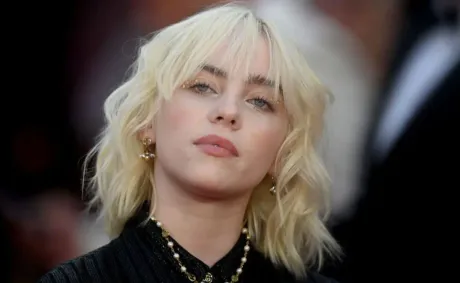 ‘Let the Puppies Out’: Billie Eilish’s Jaw-Dropping Curves in Poolside Photos Have Fans Zooming In on Her New Curves