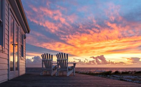 The Art of the Extended Vacation: Blending Work, Wellness, and Wanderlust