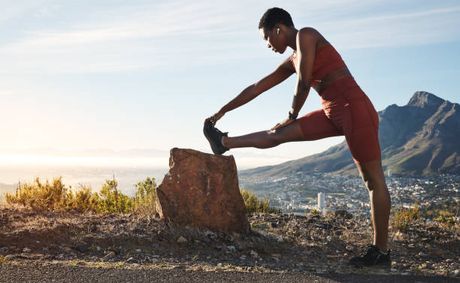 Active Lifestyle Tips for Postmenopausal Women With Knee Osteoarthritis 