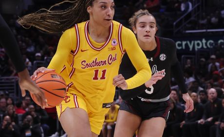 Gamecocks Beat Women of Troy 69-52 in The Real SC