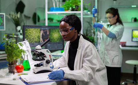 New AI predicts diseases from genetic mutations fast