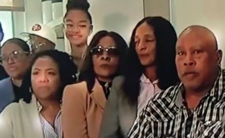 Off-duty ICE agent kills Black reveler on NYE