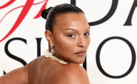 Soft, Warm, and Radiant: How Black Women Are Perfecting The Toffee Makeup Trend This Season