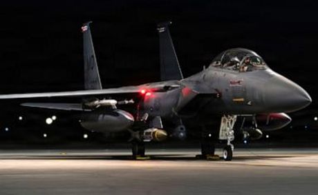 US carries out additional 'large-scale' strikes on ISIS targets in Syria