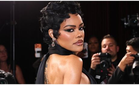 Teyana Taylor Wins First Golden Globe for ‘One Battle After Another’ and Inspires Millions With Powerful Speech