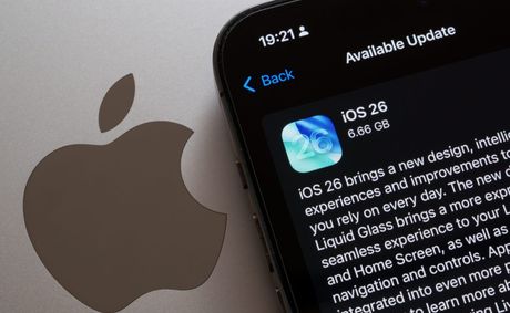 Why 60% of iPhone users refuse to upgrade to iOS 26.2