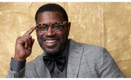 Shawn Edwards Reflects on 25-Year Television Career With New Black History Month Exhibit