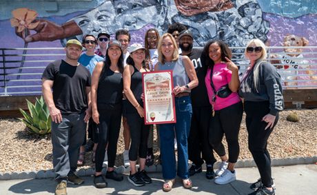 County celebrates muralist by declaring day in his honor