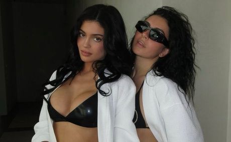 Kylie Jenner and Charli xcx Break the Internet in Latex Bikinis on ‘The Moment’ Set