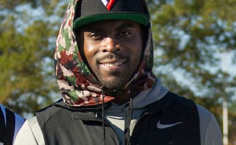 ‘The Coach Vick Experience’ Premieres February 4, Chronicling Michael Vick’s 1st Season As Norfolk State Football Coach