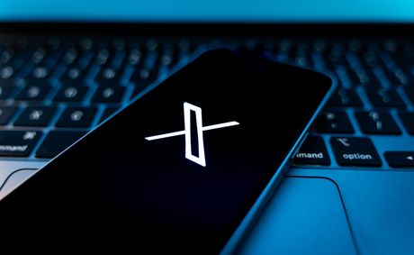 X (Twitter) goes down with 45,000 reports of problems