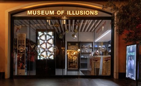 Detroit’s Museum of Illusions Is a Total Mind-Bender