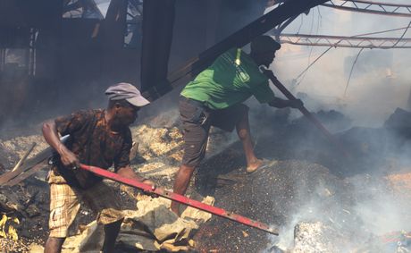 Fire ravages Cap-Haitien’s Cluny Market, vendors reeling in despair