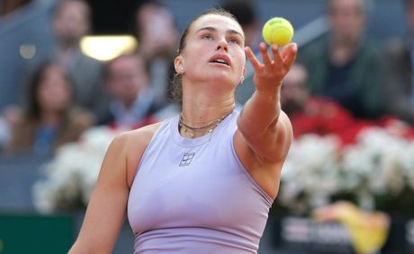 Australian Open heat no match for Aryna Sabalenka