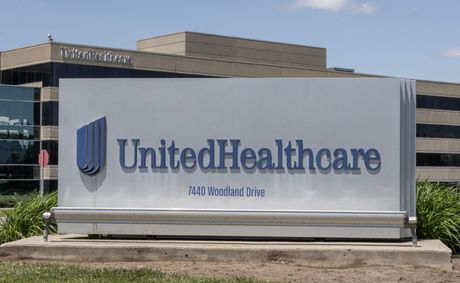 UnitedHealth (UNH) stock tumbles as revenue decline looms