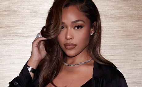 Jordyn Woods On Kicking Off The Year “Right,” Her MAC x Depop Collab, And Winter Beauty Staples She Swears By