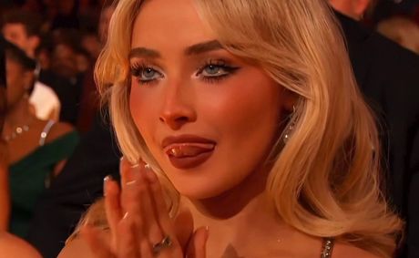 Sabrina Carpenter’s Reaction to Bad Bunny’s Historic Grammy Win Has the Internet in a Chokehold