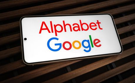 Alphabet earnings surprise investors with cloud surge