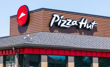 Pizza Hut shuttering 250 stores amid sales slump