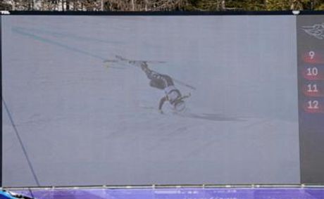 Lindsey Vonn crashes early in Olympic downhill as she competes on torn ACL