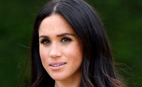 Meghan Markle Turns Heads With Surprise Solo Appearance at Gala Honoring Tina Knowles