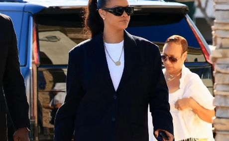 Off The Runway, Still On Trend: Rihanna’s Blazer, Jeans, And Loafers Define Effortless Fall Style