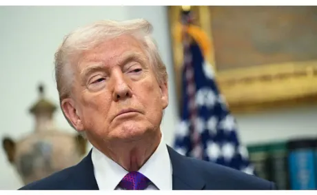 ‘What The F— Is This?!’: Trump Takes Gulps of Air While Struggling to Read Cue Cards — Still Forces a Racist Trope Before Completely Wing­ing It When His Brain Hits a Wall