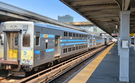 Manhattan faces severe rail disruption for weeks ahead