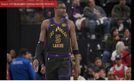 What got Deandre Ayton detained at a Bahamas airport?