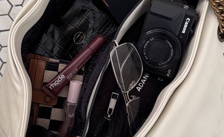 9 Must-Have Items Every Working Woman Should Have In Her Work Bag