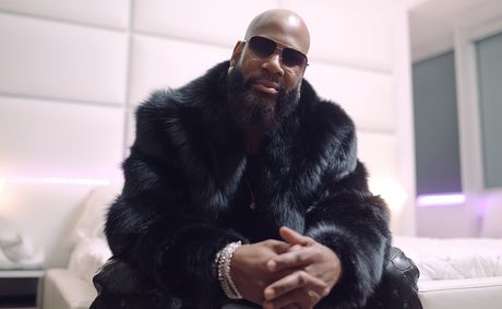 Deezle’s co-release album honors 21 years of stories