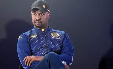 Kaizer Chiefs Coach Apologises After Heavy Soweto Derby Defeat