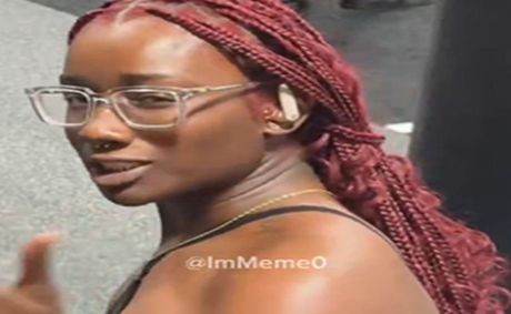 Woman loses it while filming gym workout as members repeatedly walk in front of camera in crowded facility [VIDEO]